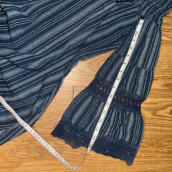 Off the Shoulder Dress - Picture 5 of 7